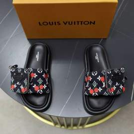 Picture of Louis Vuitton Slippers _SKULVsz35-46hnh07191191